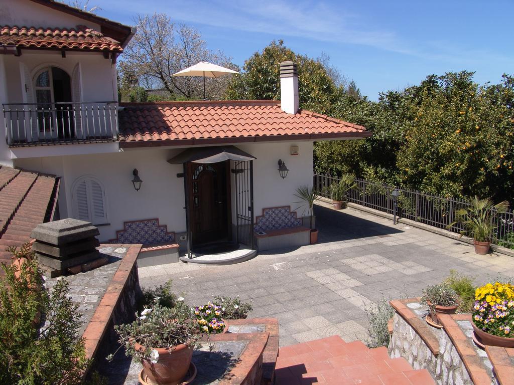 B&B Villa Teresa Sorrento Exteriör bild