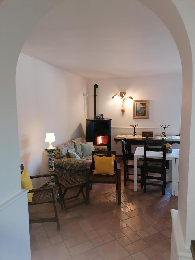 B&B Villa Teresa Sorrento Exteriör bild